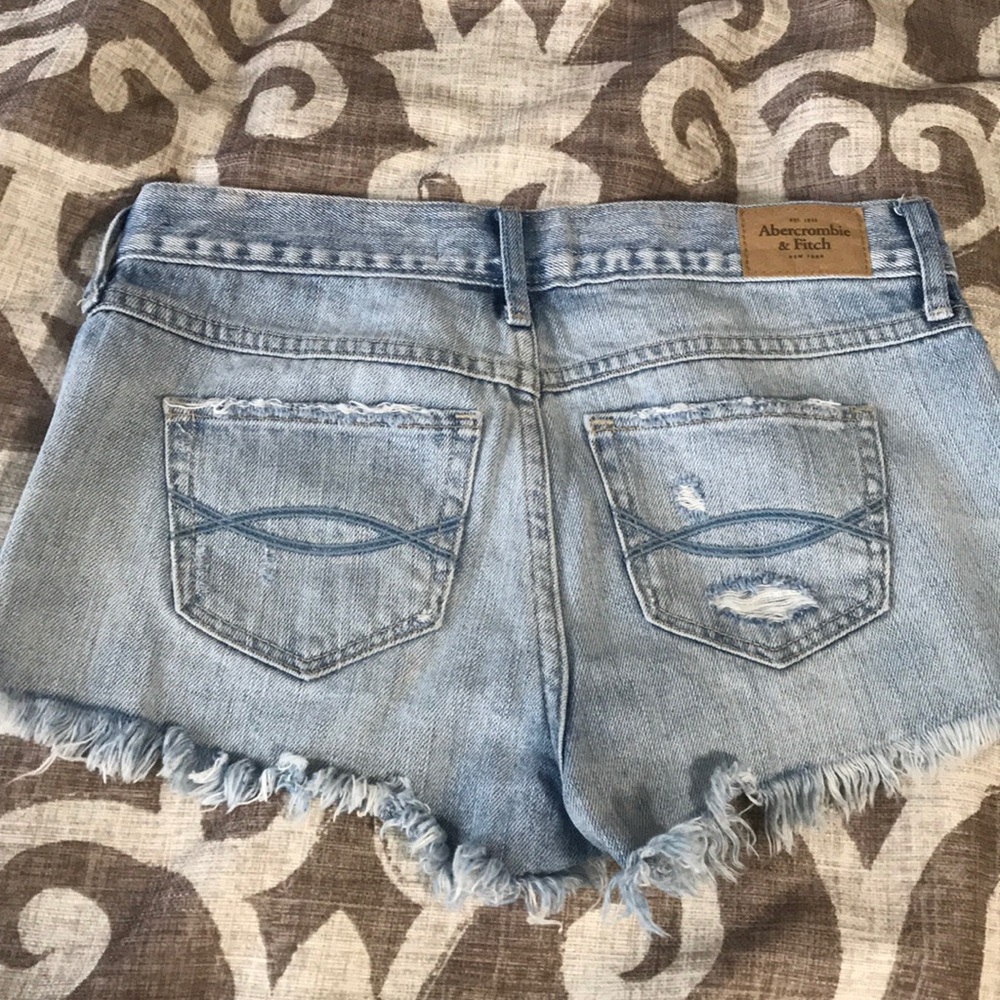 Abercrombie shorts - Picture 2 of 8